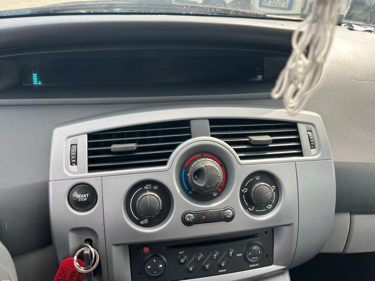 Renault Scenic Scénic 1.6 16V GPL