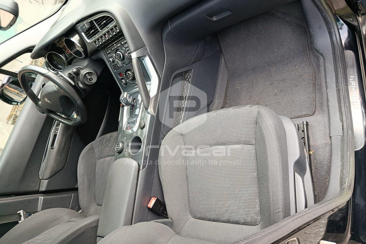 PEUGEOT 3008 HYbrid4