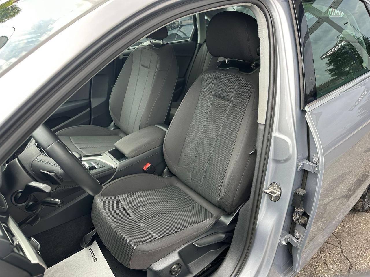 Audi A4 Avant 30 TDI/136 CV S tronic Business Advanced