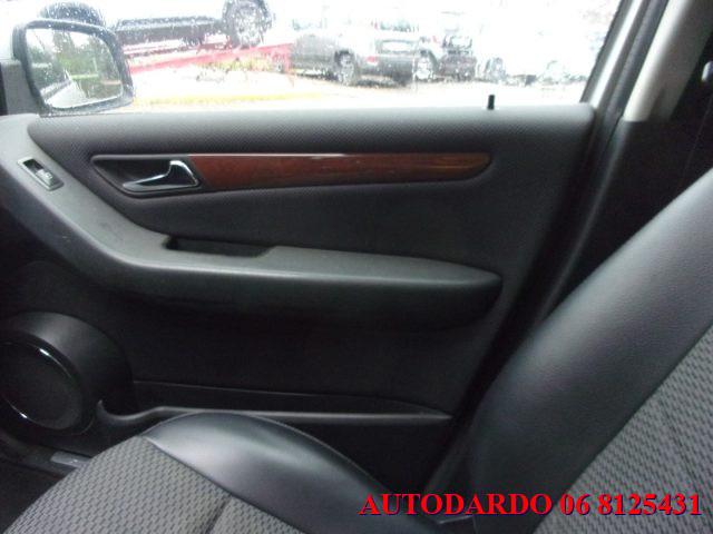 MERCEDES-BENZ A 180 CDI Elegance