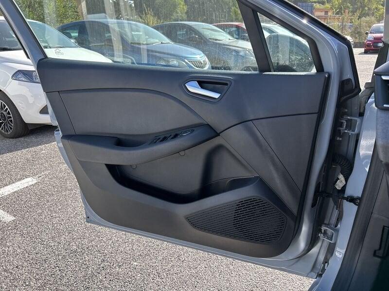 Renault Clio evolution E-Tech full hybrid 145