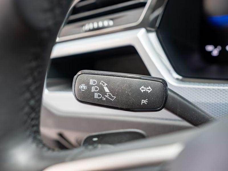 Volkswagen Touran 1.5 TSI DSG Goal 7 Posti Gancio 16" Cockpit