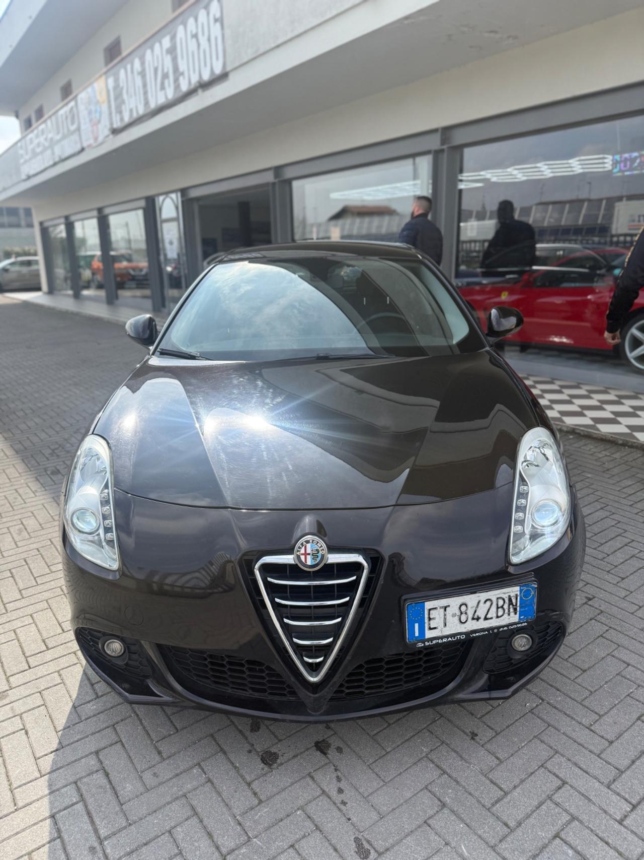 Alfa Romeo Giulietta 1.6 JTDm-2 105 CV Exclusive
