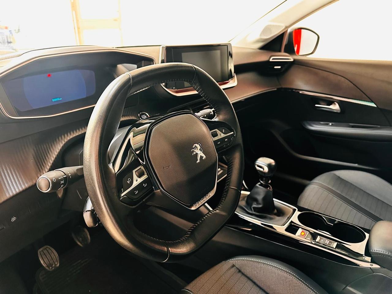 Peugeot 208 PureTech 100 Stop&Start Allure