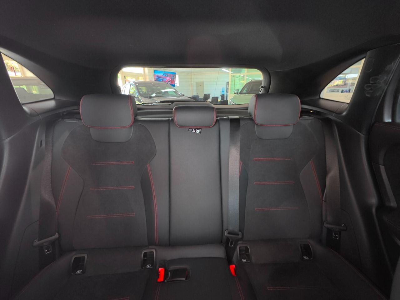 Mercedes-benz GLA 180 GLA 180 d Automatic AMG Line Premium Plus