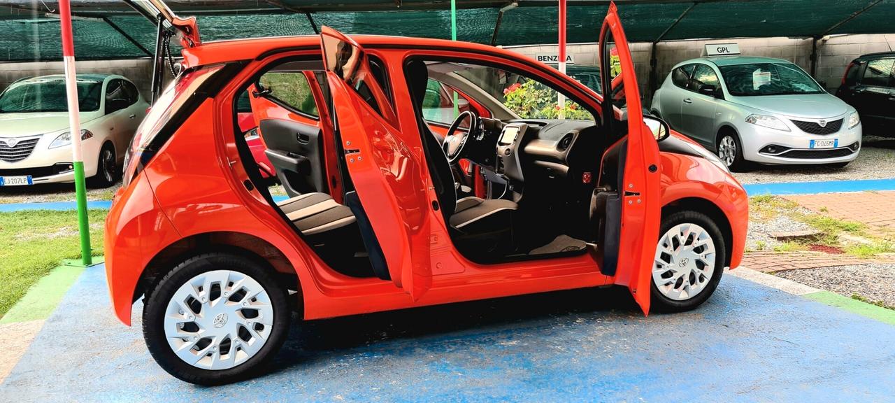 TOYOTA AYGO 1.0 BENZINA SOLI 31 MILA KM EURO6