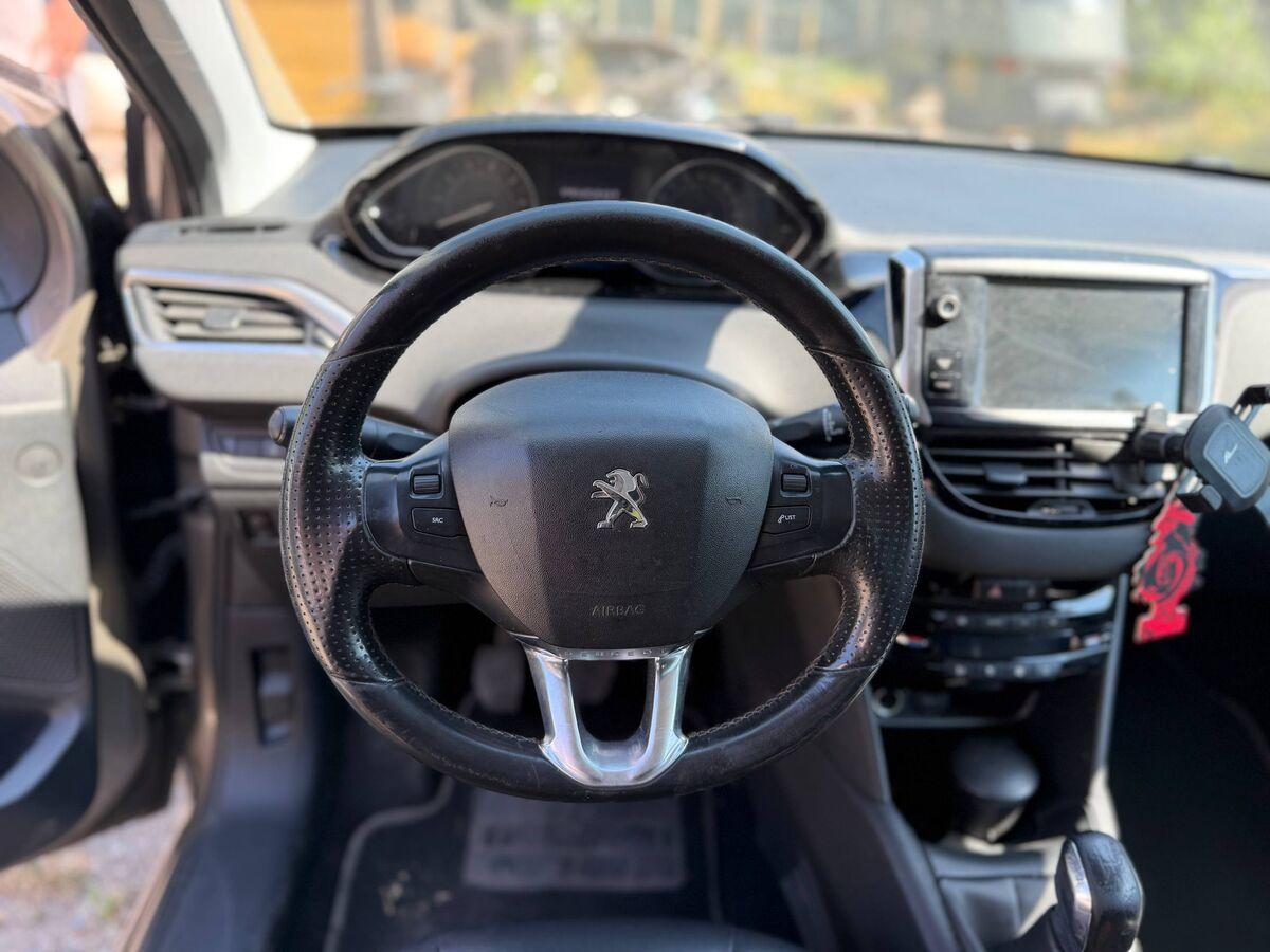 Peugeot 208 208 1.4 vti 16v Active 3p