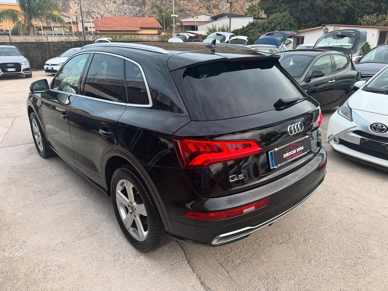 Audi Q5 2.0 TDI 190 CV 2xS-Line