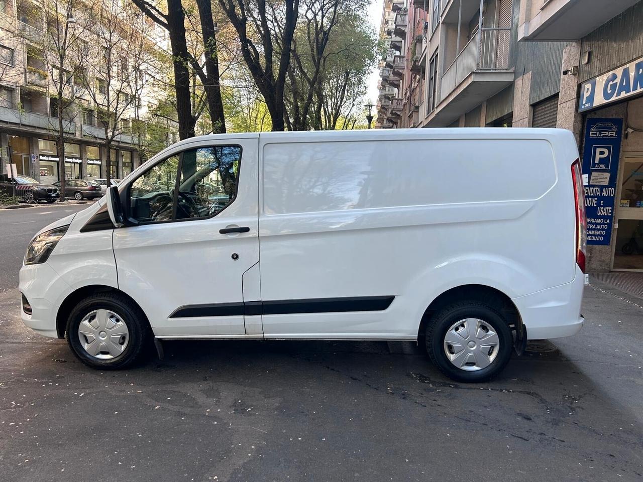 Ford transit custom 280 trend L1H1 12 MESI DI GARANZIA PREZZO+ IVA