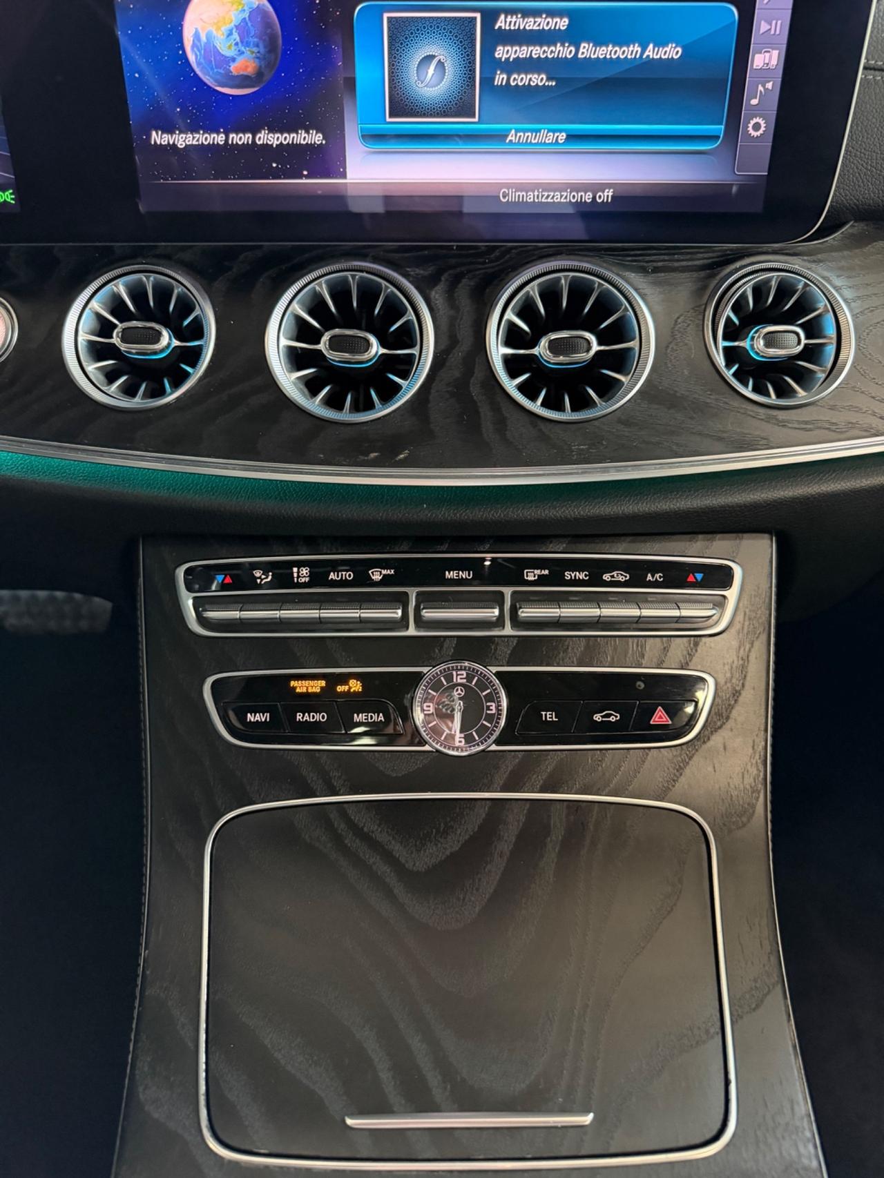 Mercedes-benz E 300 200 d Auto Premium Plus