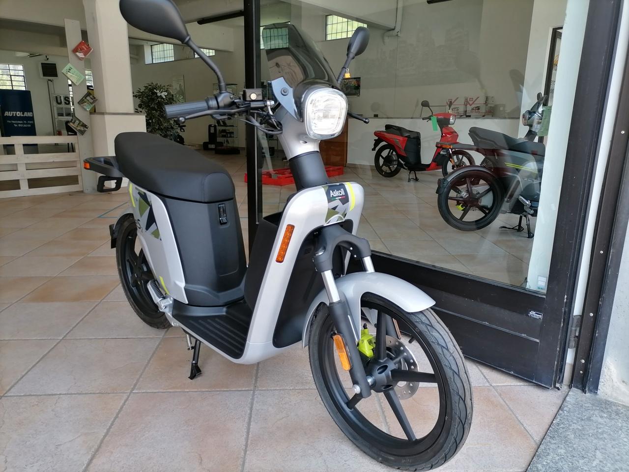 ASKOLL ES2 EVOLUTION 2.8 KM ZERO - 06/2022