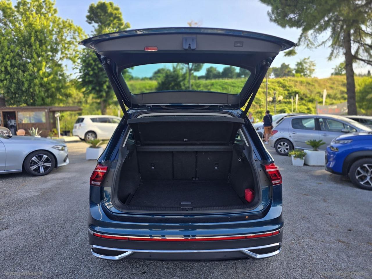 VOLKSWAGEN Tiguan 2.0 TDI 150CV SCR DSG Elegance