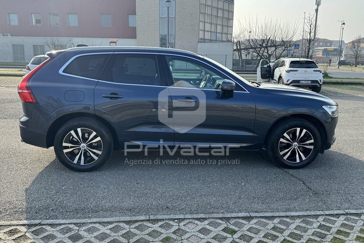 VOLVO XC60 B4 (d) AWD Geartronic Momentum Pro