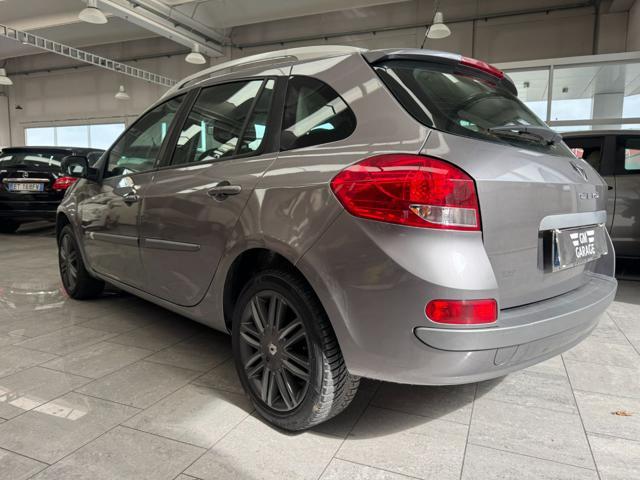 RENAULT Clio 1.2 16V SporTour Dynamique