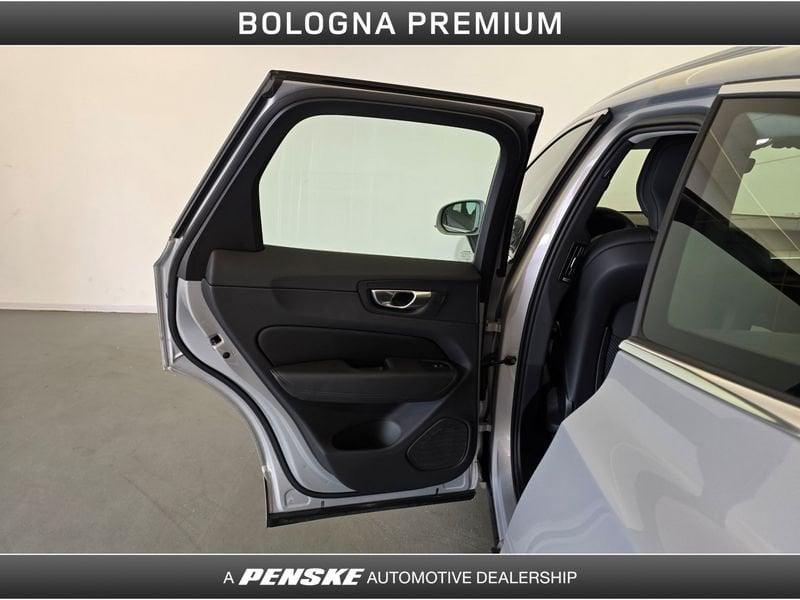 Volvo XC60 B4 (d) automatico Plus Bright
