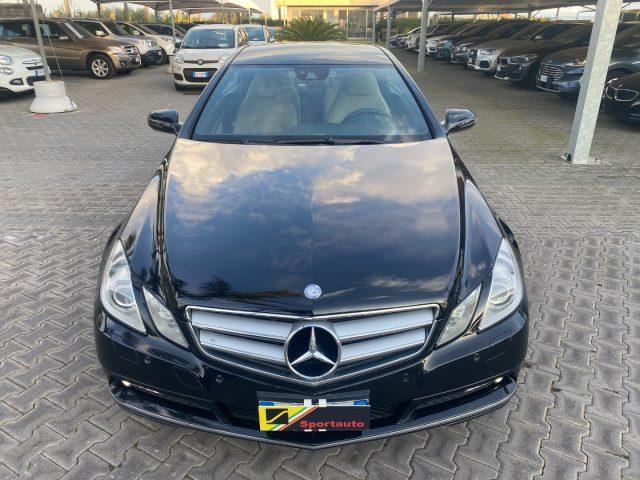 MERCEDES-BENZ E 250 CDI Coupé BlueEFFICIENCY Avantgarde