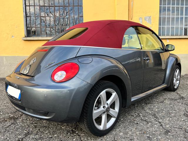 VOLKSWAGEN New Beetle 1.6 Cabrio CAPOTE E INTERNI IN PELLE ROSSA