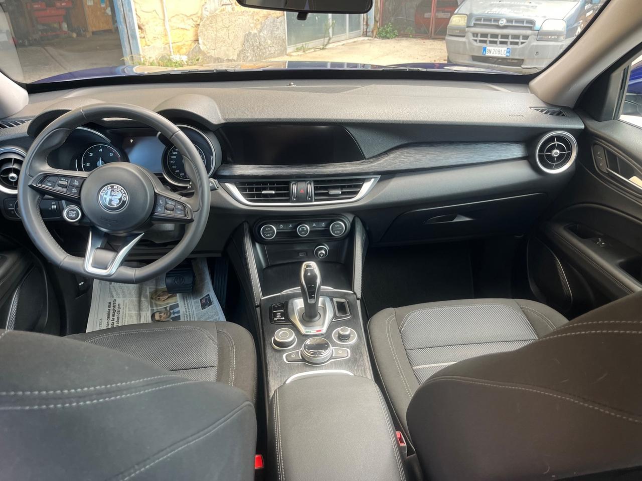 Stelvio 2.2 Turbodiesel 160 CV AT8 RWD Super