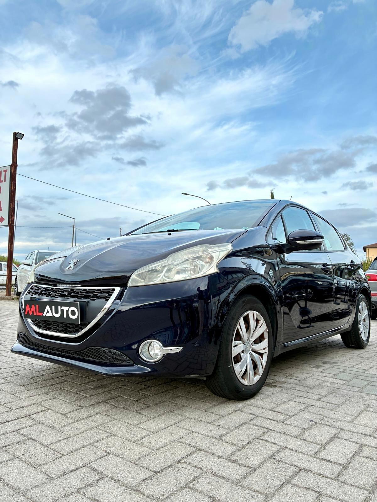 Peugeot 208 1.4 HDi 68 CV 5 porte Allure - OK NEOPATENTATO