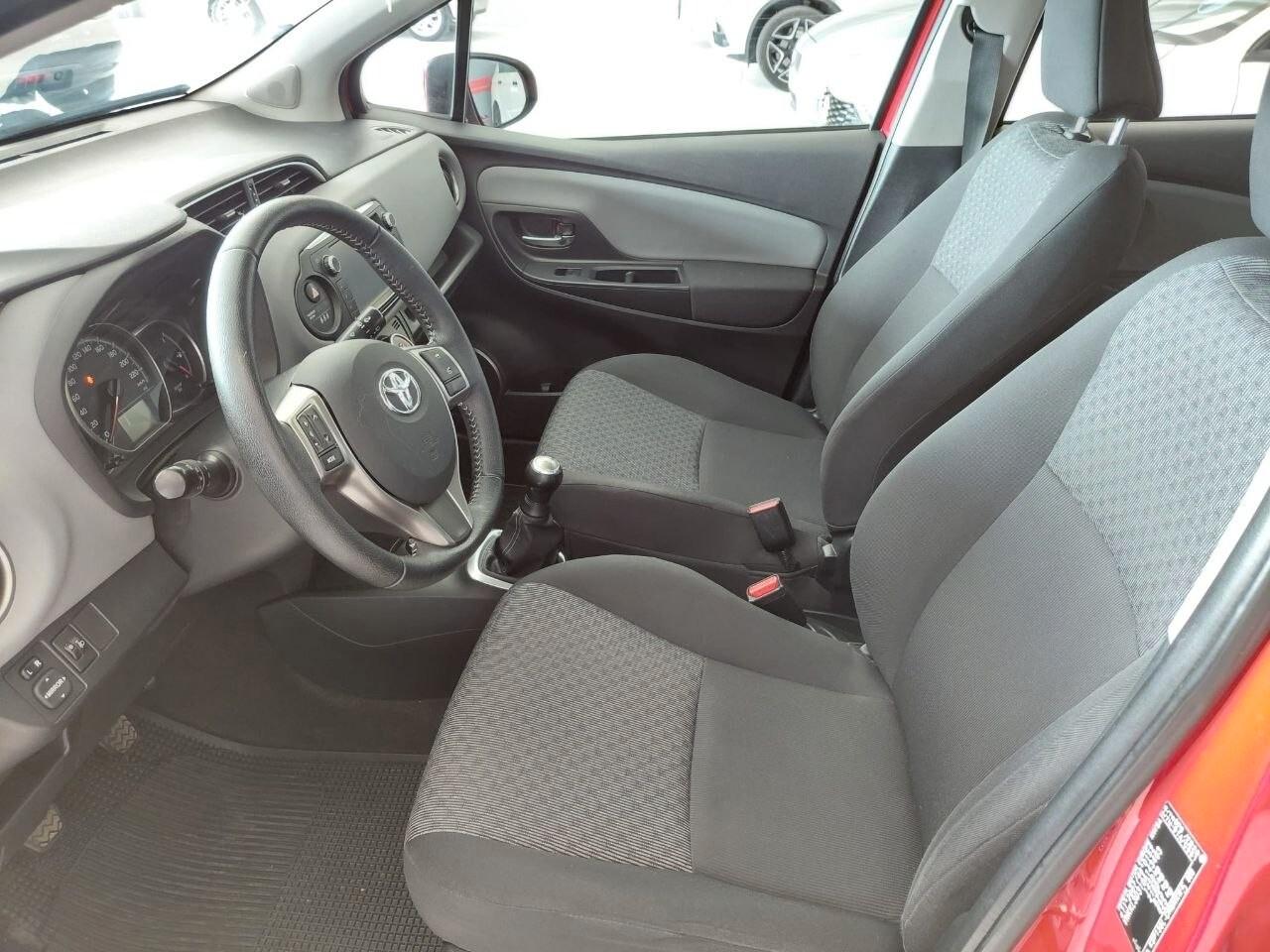 Toyota Yaris 1.0 5 porte Lounge KM 56.600