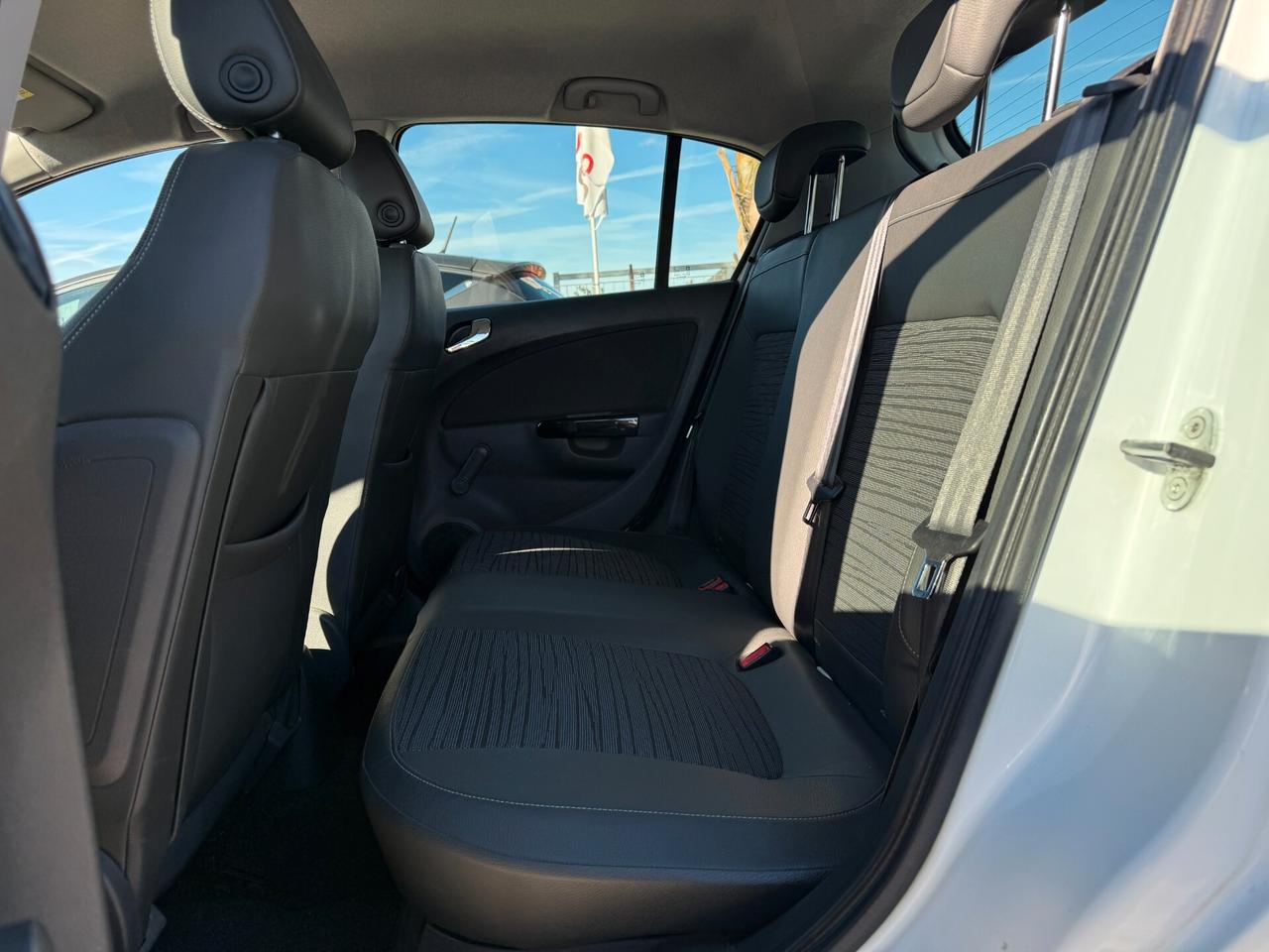 OPEL CORSA ANNO 12/2014 1.3 DIESEL 75 CV