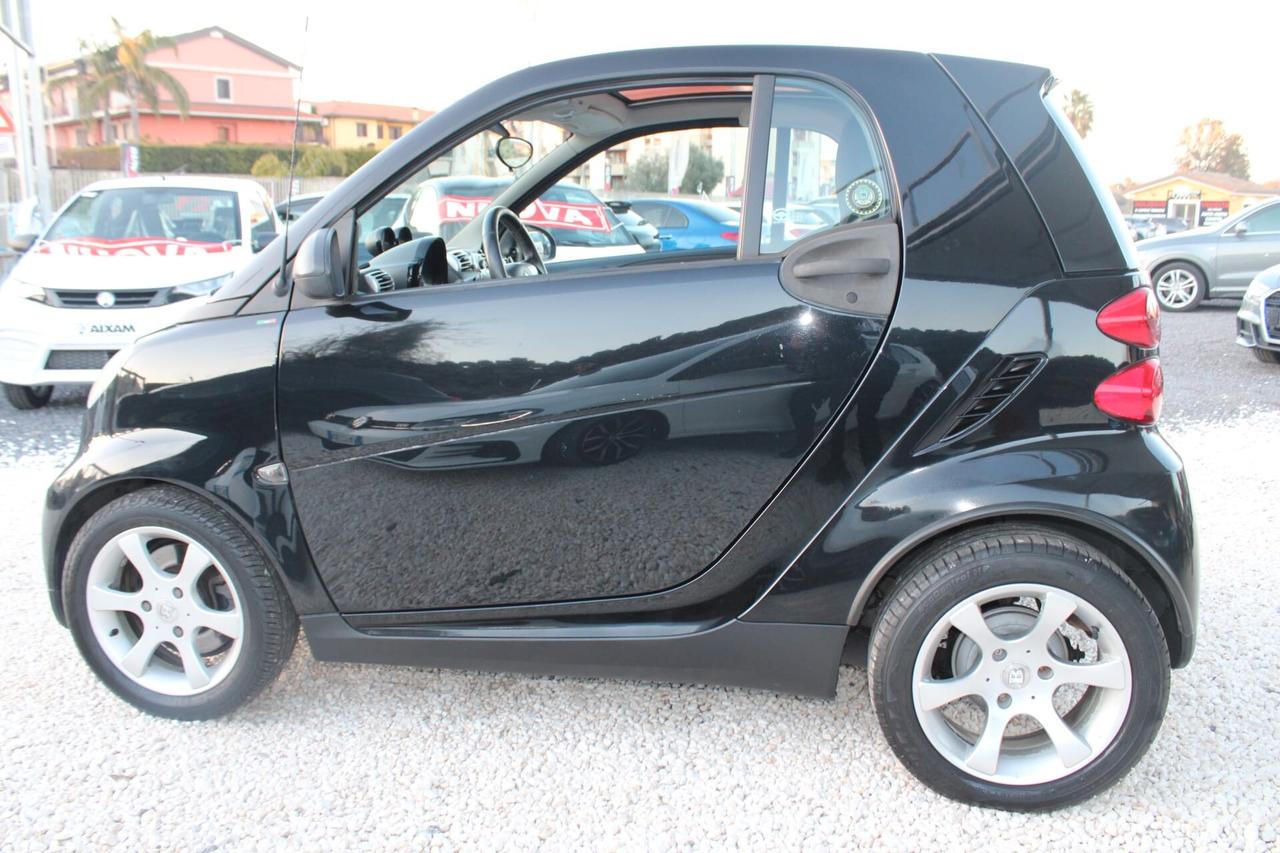Smart ForTwo 1000 52 kW MHD coupé passion