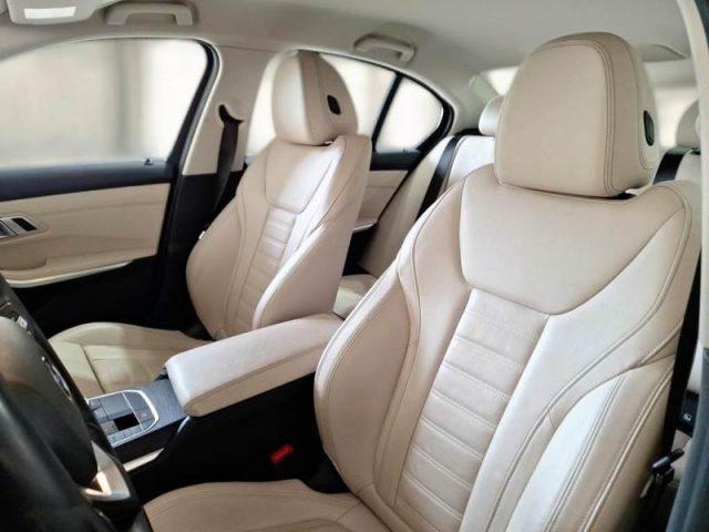 BMW 318 d 48V Luxury