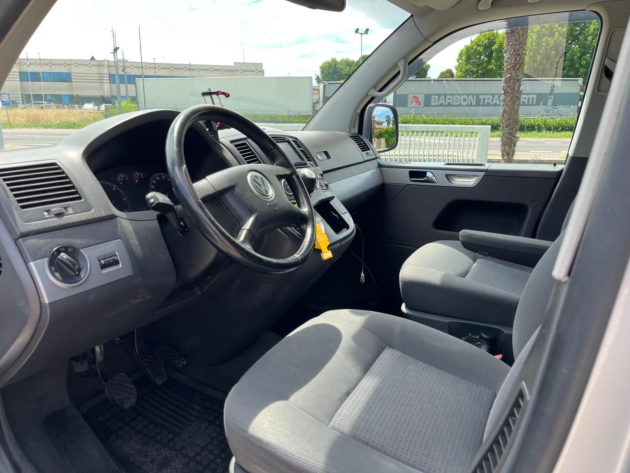 Volkswagen Multivan 2.5 TDI/130CV Highline