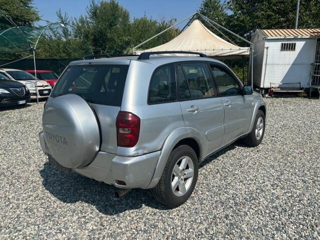 Toyota RAV 4 RAV4 2.0 Tdi D-4D cat 5 porte passo lungo