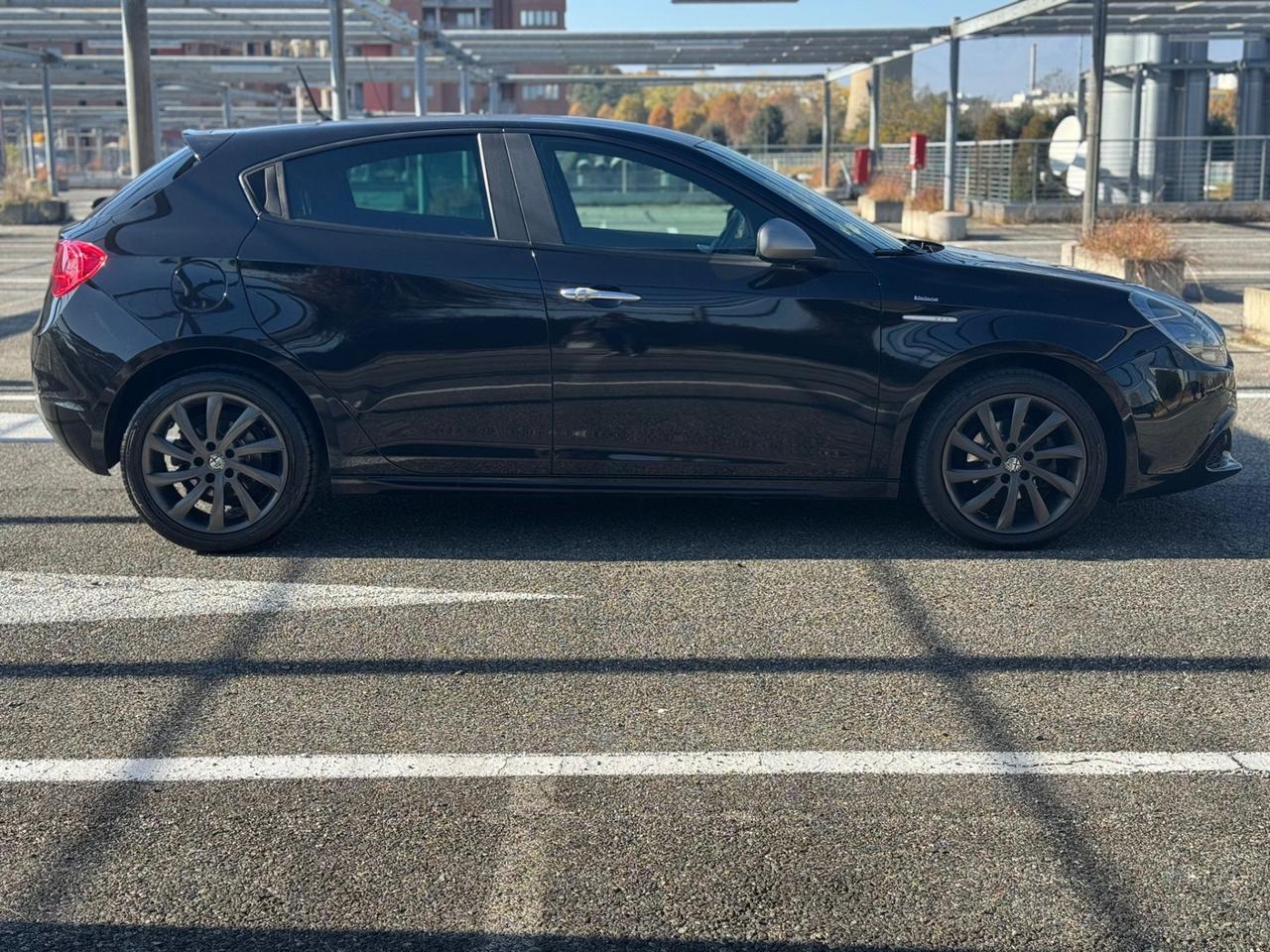 Alfa Romeo Giulietta 1.6 JTDm-2 105 CV Exclusive