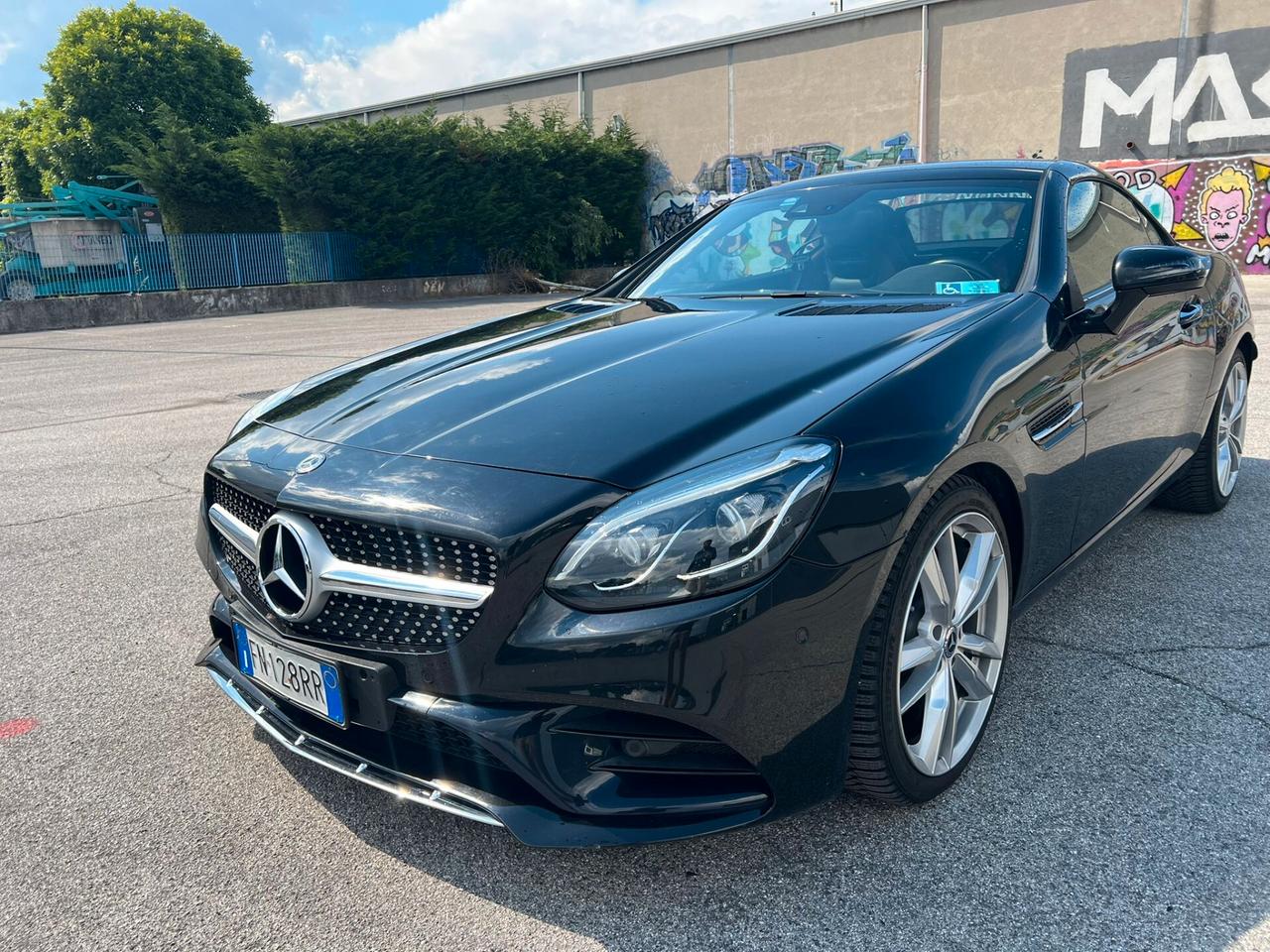 Mercedes-benz SLC 300 AMG line