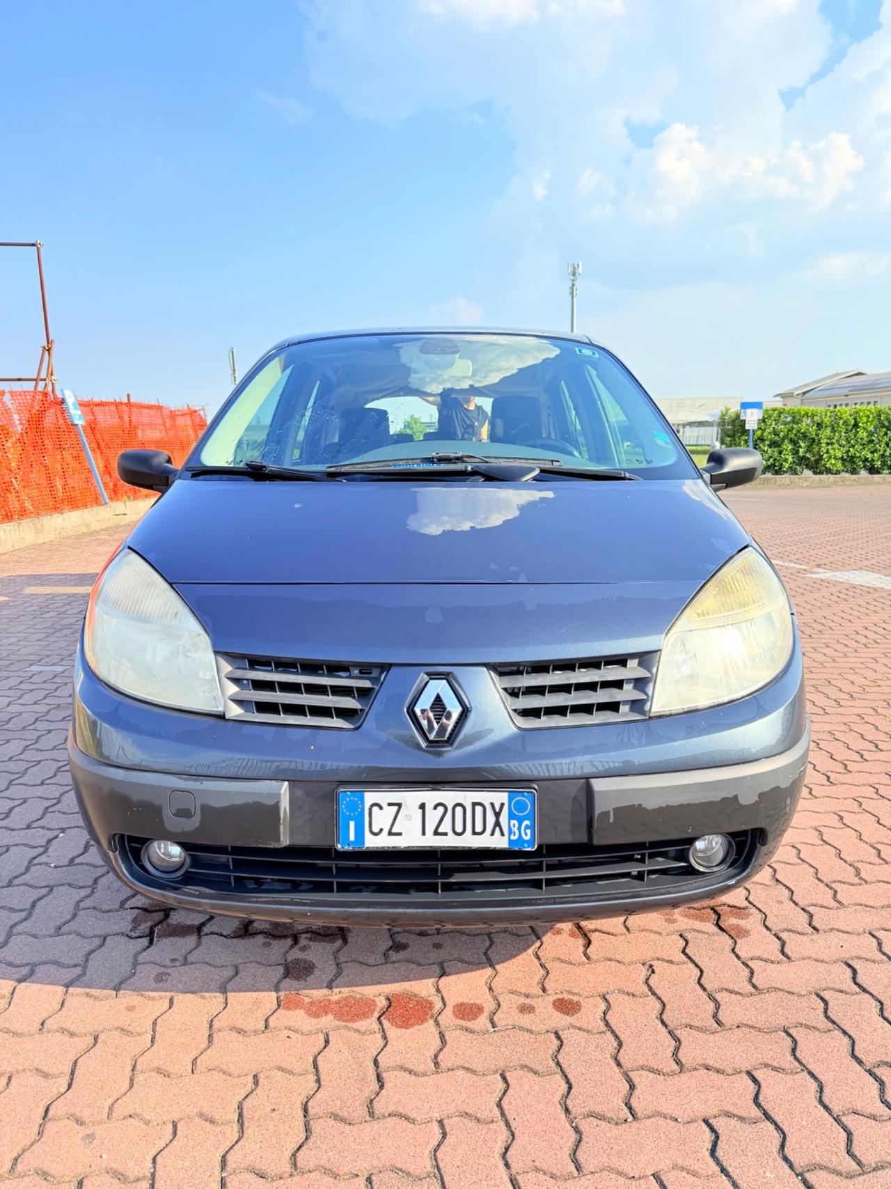Renault Scenic Scénic 7 Posti GPL