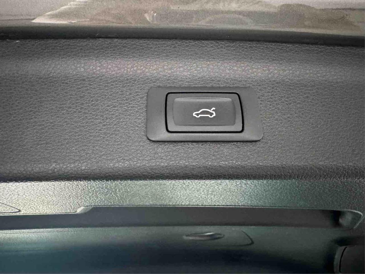Audi Q3 35 TDI S tronic line edition