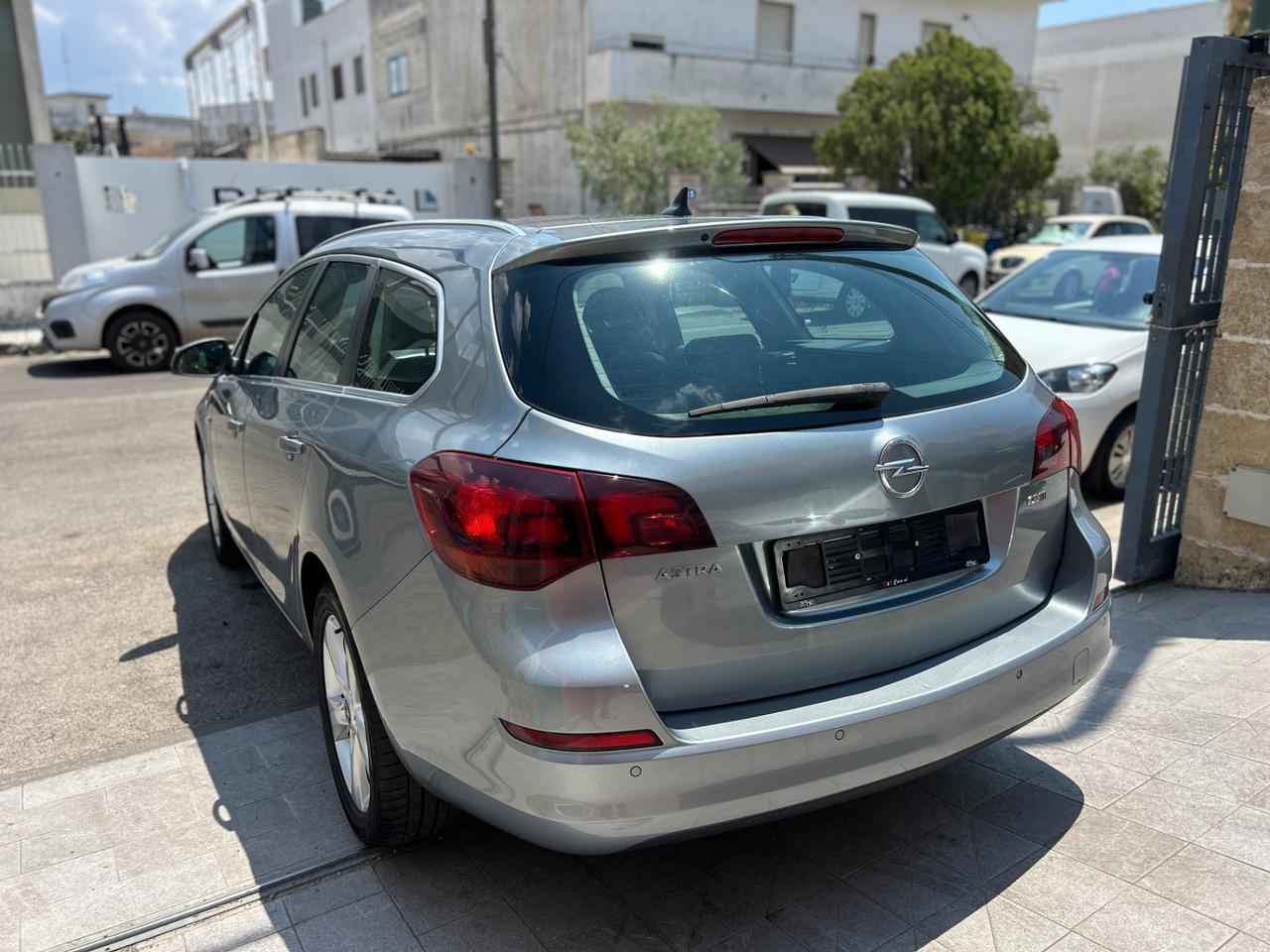 Opel Astra 1.7 CDTI 110CV 5 porte Elective-2011/CLIMA/TETTO/SENSORI