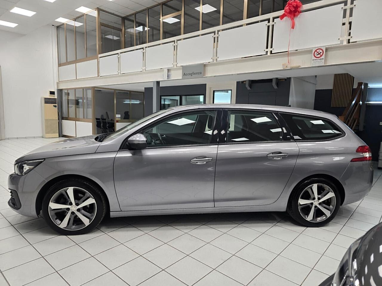 Peugeot 308 BlueHDi 130 S&S SW Bus. 2018