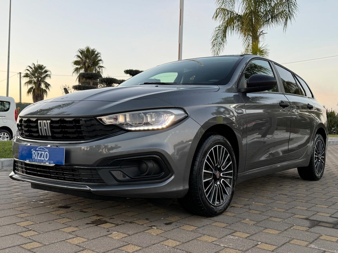 FIAT TIPO 1.6MJT 131CV SW LOUNGE NAVI LED