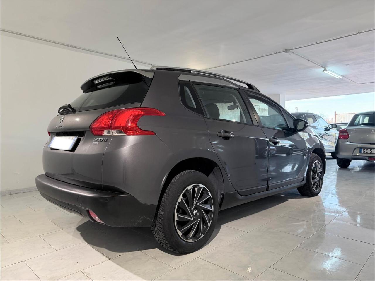 Peugeot 2008 BlueHDi 92CV PRONTA CONSEGNA NEOPATENTATI