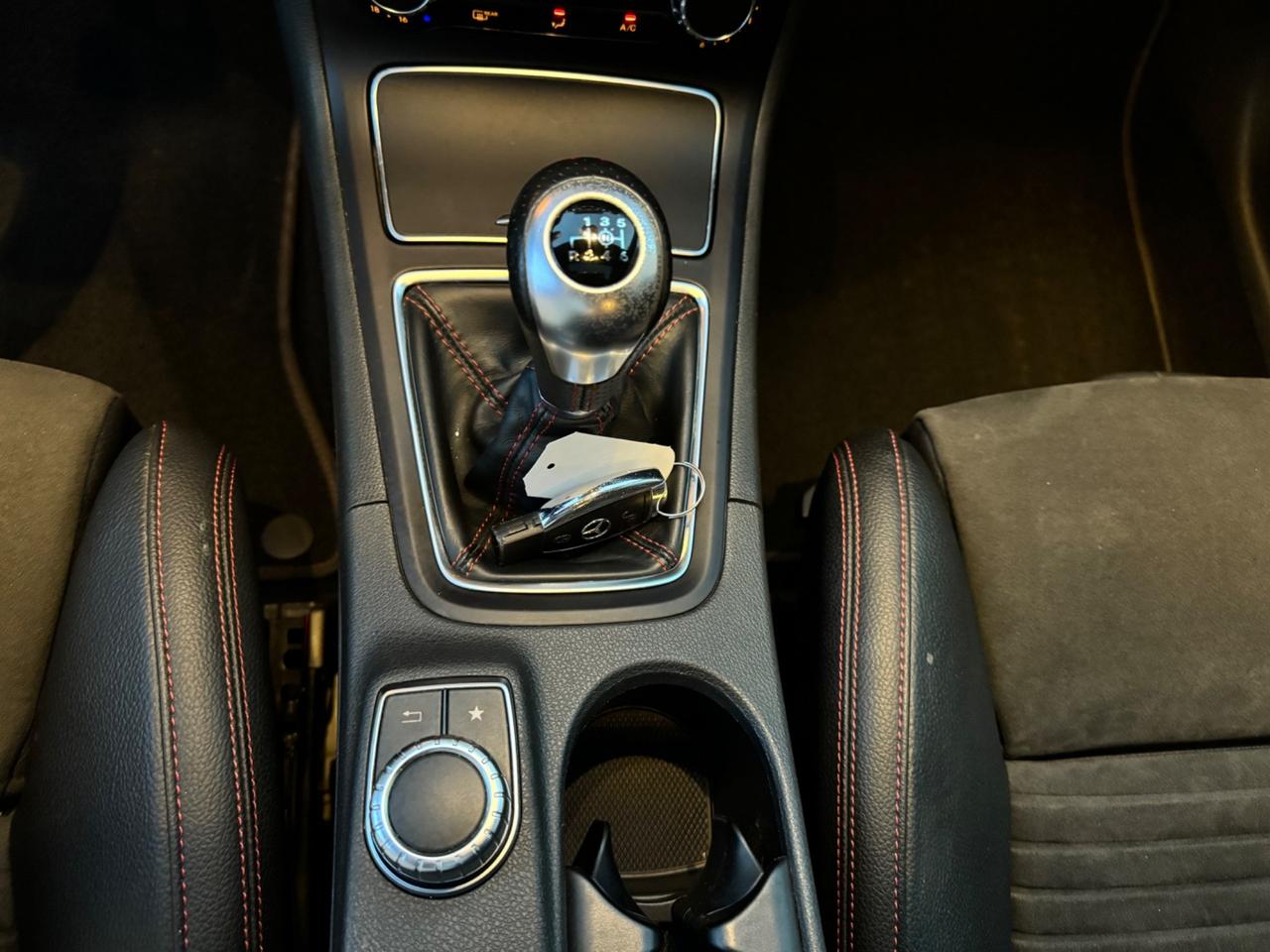 Mercedes-benz B 180 B 180 d Premium