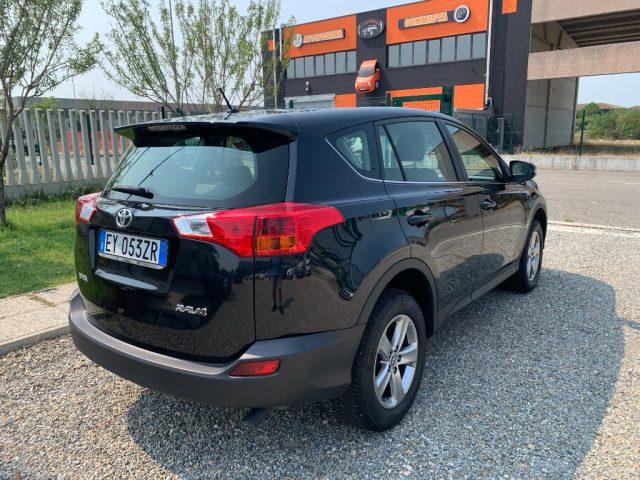 TOYOTA RAV 4 MY23 RAV4 2.0 D-4D 2WD Active