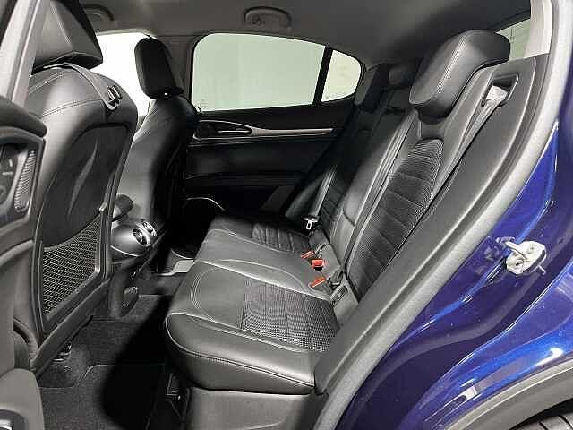 Alfa Romeo Stelvio 2.2 Turbodiesel 210 CV AT8 Q4 Executive