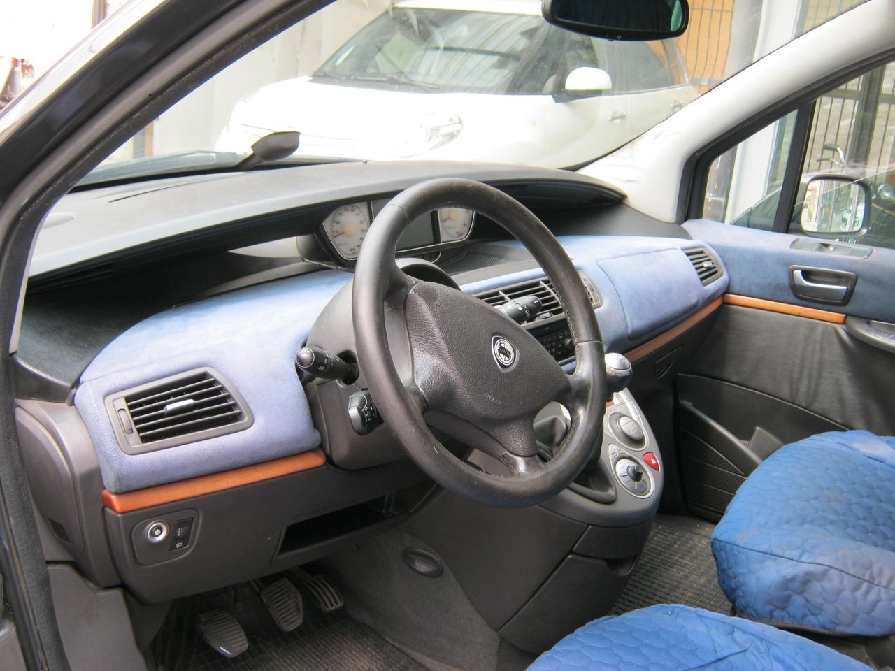 Lancia Phedra 2.2 JTD FAP 7 POSTI