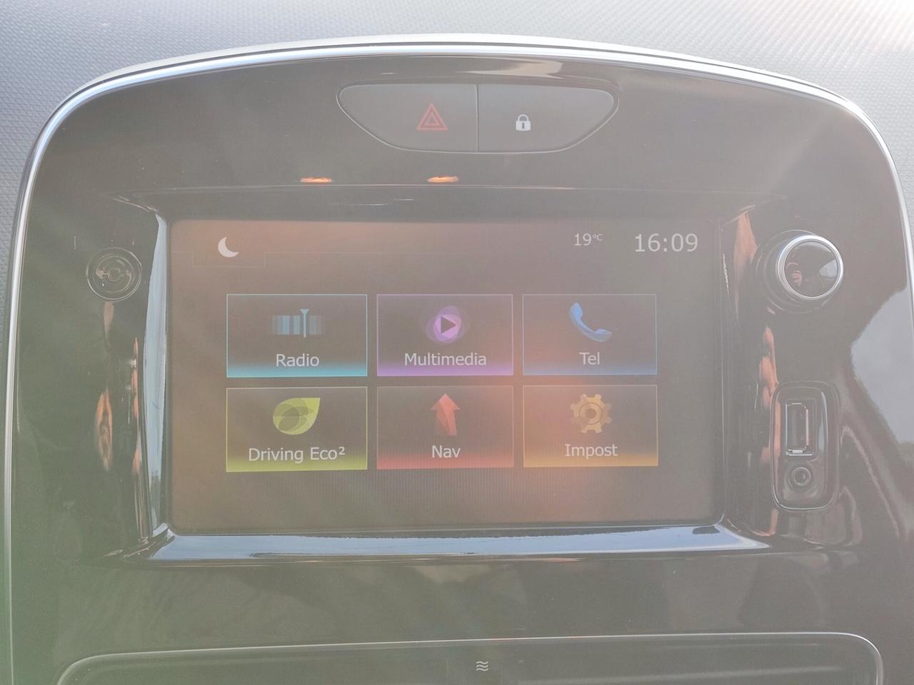 Renault Clio dCi 8V 75 CV 5 porte Moschino Life