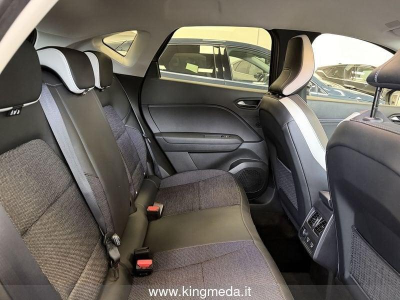 Renault Captur E-Tech hybrid 1.6 E-TECH HEV 145 TECHNO AUTO