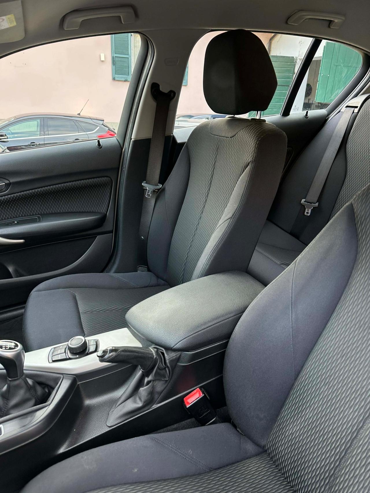 Bmw 116d 5P URBAN KMCERT AUTOMAT KMCERT GARANZKA