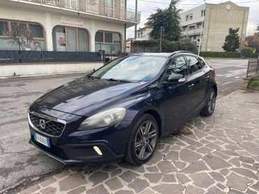 Volvo V40 Cross Country V40 Cross Country D4 Geartronic Momentum