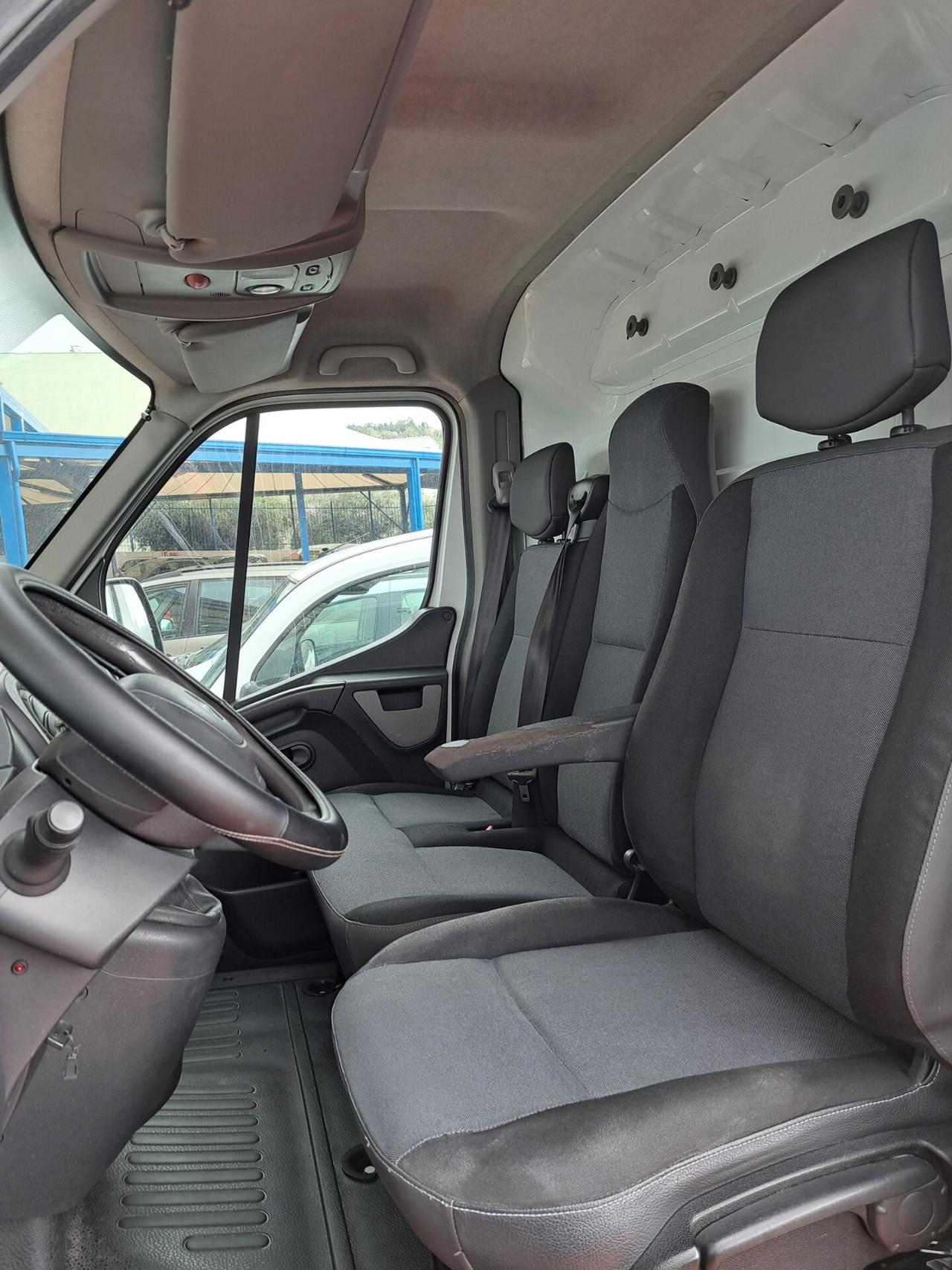 RENAULT MASTER 2.3 DCI 125CV L2-H2 - FURGONE - PERDE OLIO