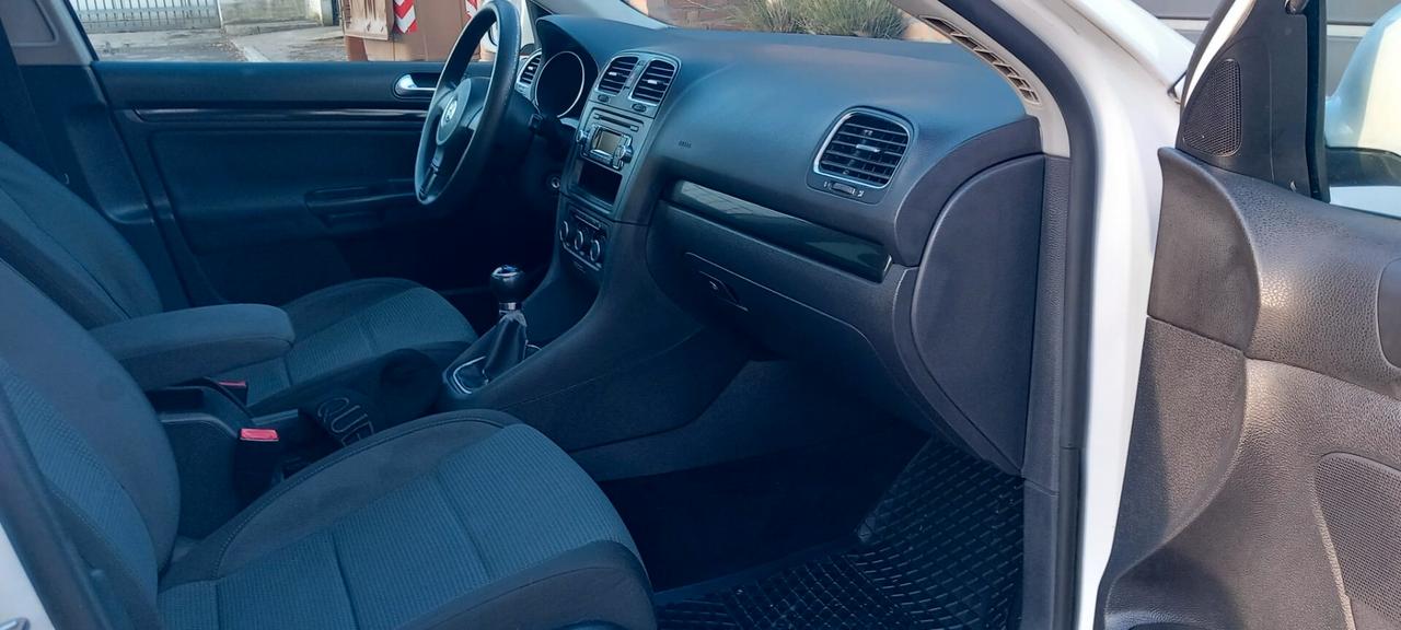 Volkswagen Golf 6 benzina1.4 2012 Neop Trattabile