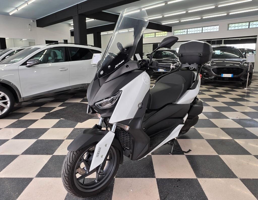 Yamaha X-Max 300 ABS PARI AL NUOVO
