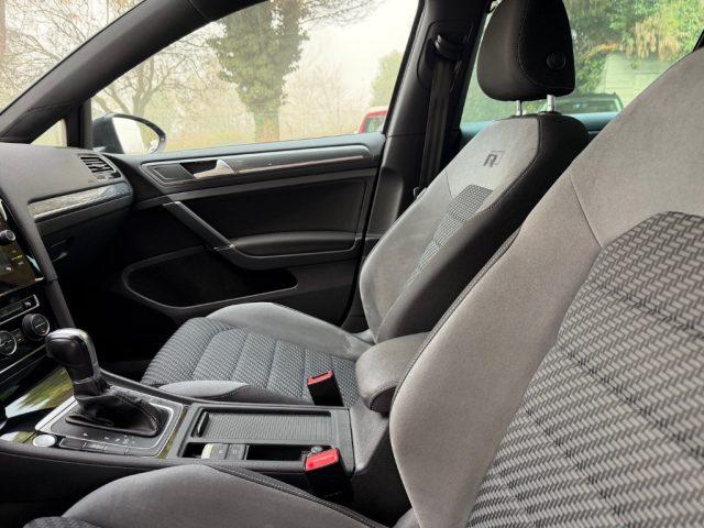 VOLKSWAGEN Golf 1.5 TSI 150CV DSG R-LINE UNIPROPRIETARIO