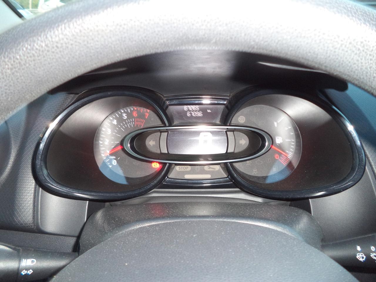 Renault Clio TCe 12V 75 CV 5 porte Generation OK NEOPATENTATI